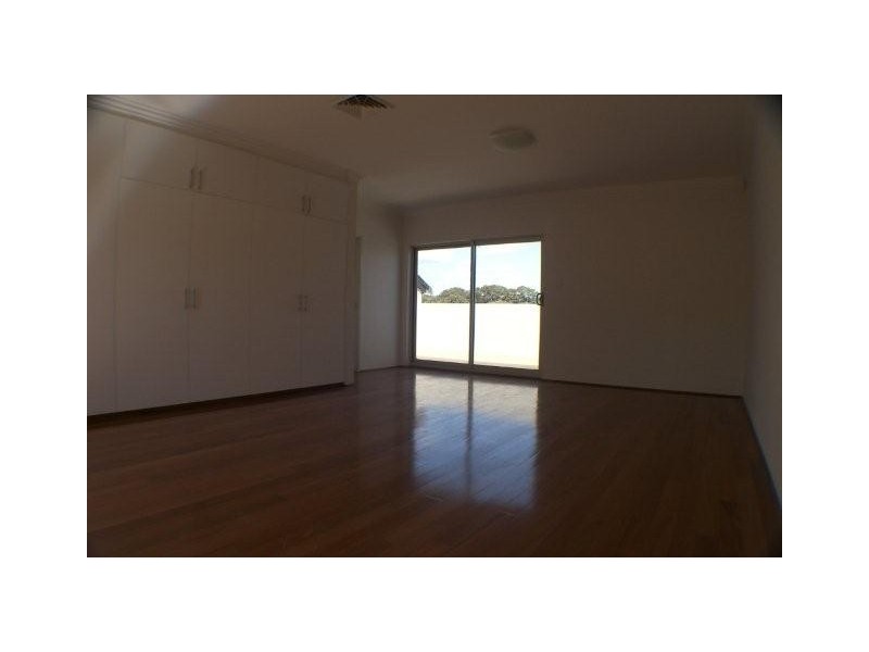 59 Emily St, Hurstville NSW 2220