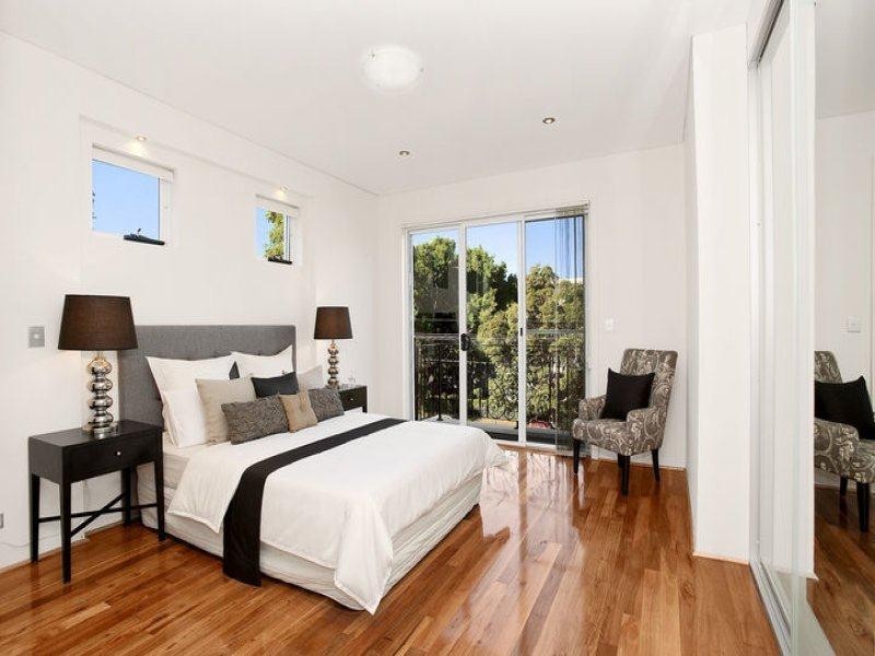 17 Alexander Ave, Taren Point NSW 2229