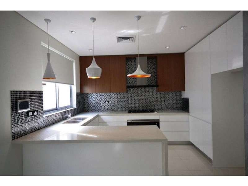 9 Low St, Hurstville NSW 2220