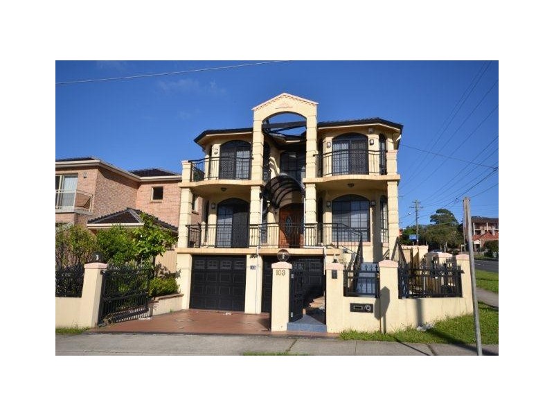 000 Wright St, Hurstville NSW 2220