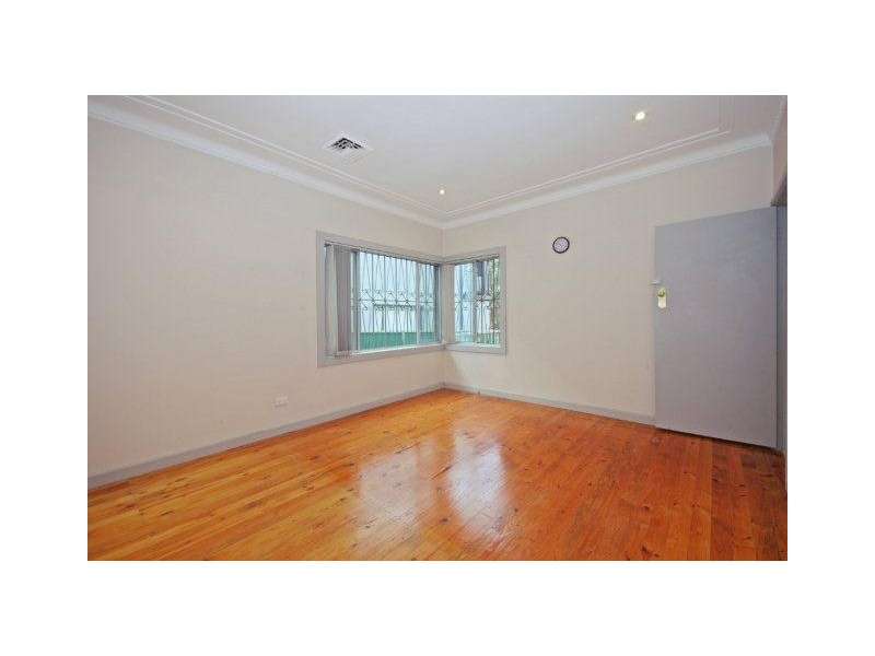 15 Joffre St, South Hurstville NSW 2221