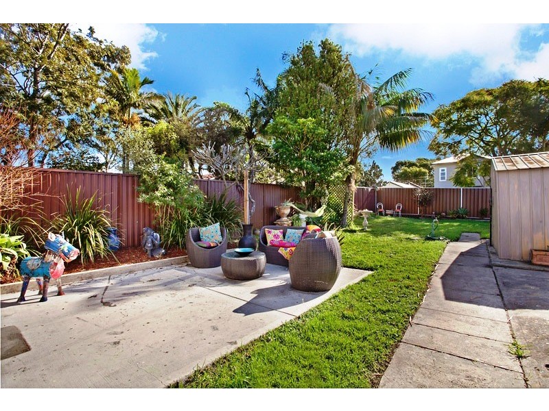 75 Blakesley, South Hurstville NSW 2221
