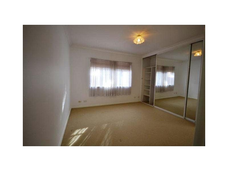 2/41 Shenstone Rd, Riverwood NSW 2210