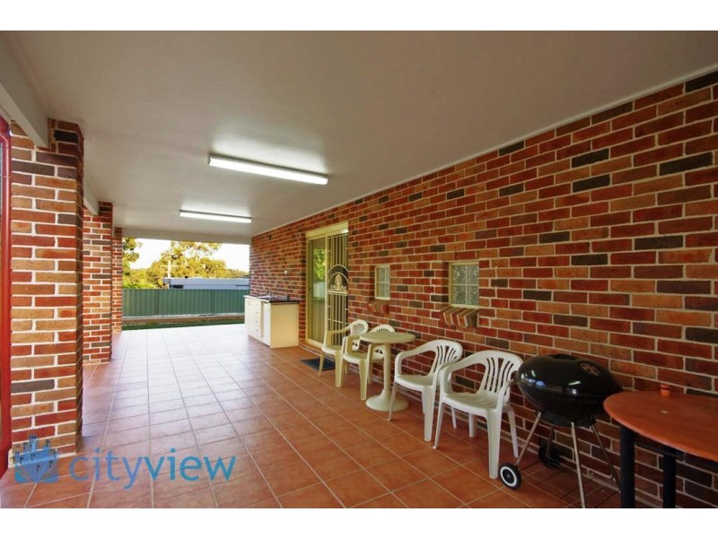 119 Lorraine St, Peakhurst Heights NSW 2210