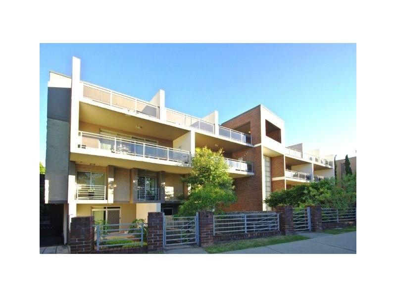 16/388 Railway Pde, Carlton NSW 2218