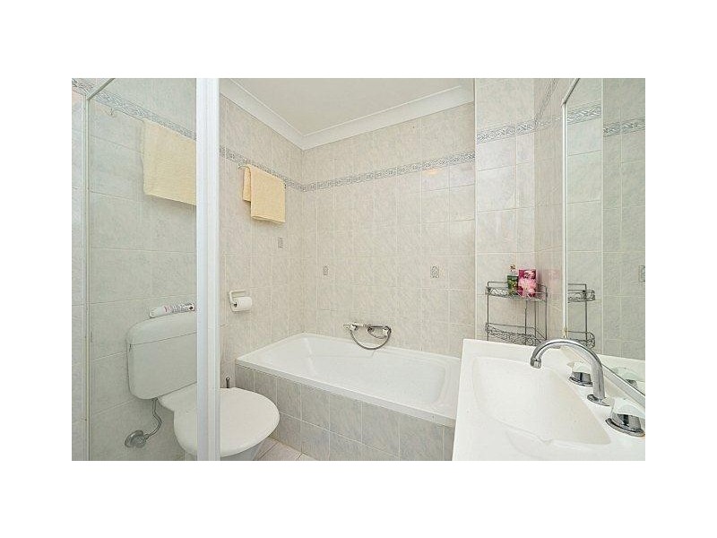 8/7-9 Dalcassia Street, Hurstville NSW 2220