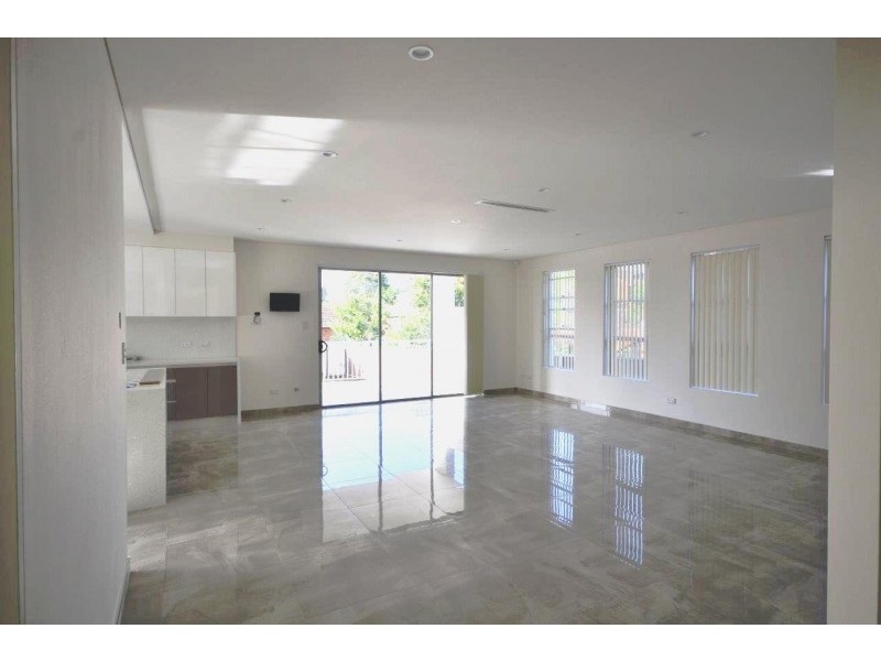 62 Barnards Avenue, Hurstville NSW 2220