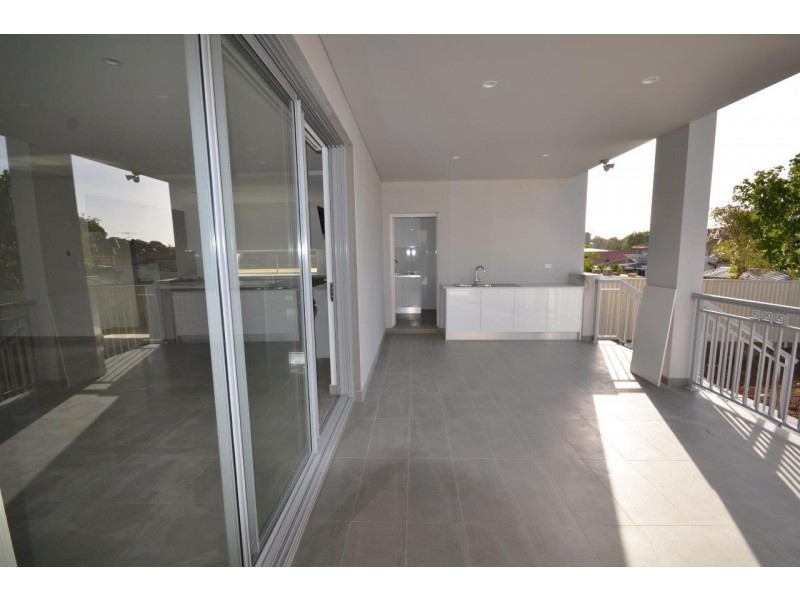 62 Barnards Avenue, Hurstville NSW 2220