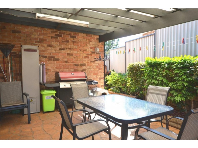 1/93 Bonds Road, Peakhurst NSW 2210