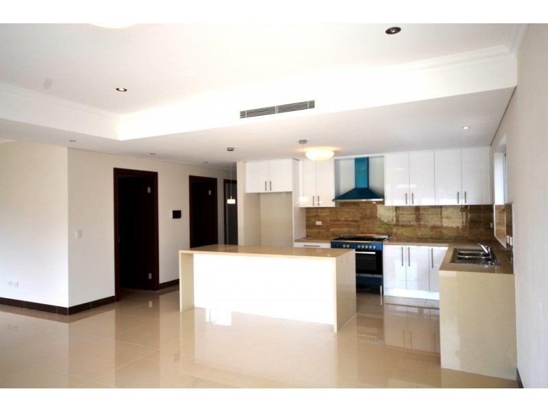 218 Carrington Ave, Hurstville NSW 2220