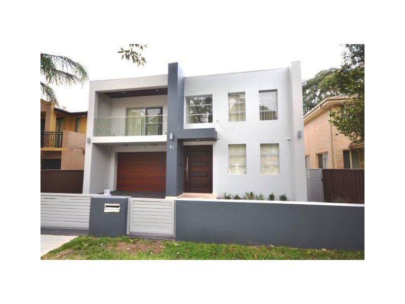 14 Warraba St, Hurstville NSW 2220