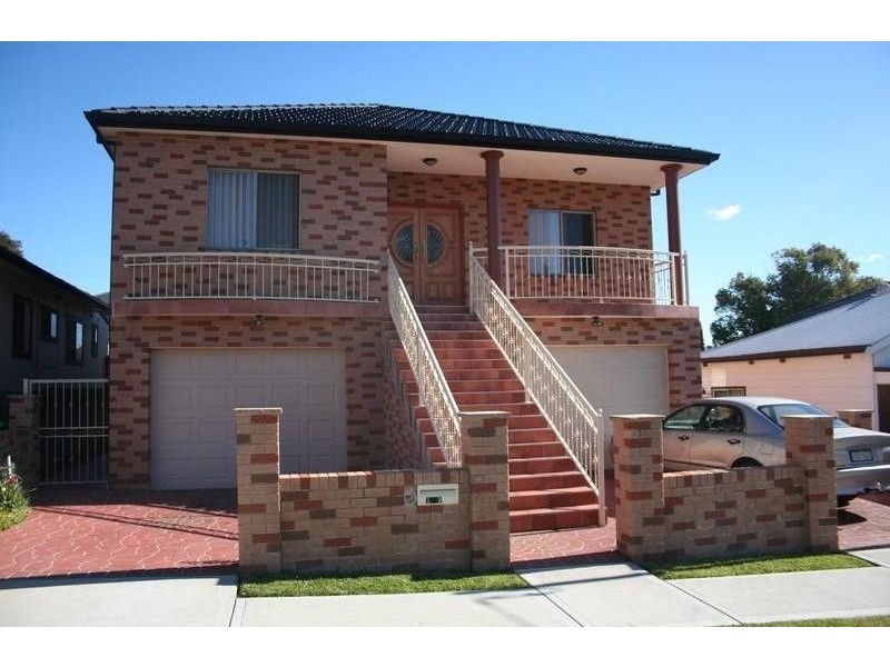 179 Carrington Ave, Hurstville NSW 2220