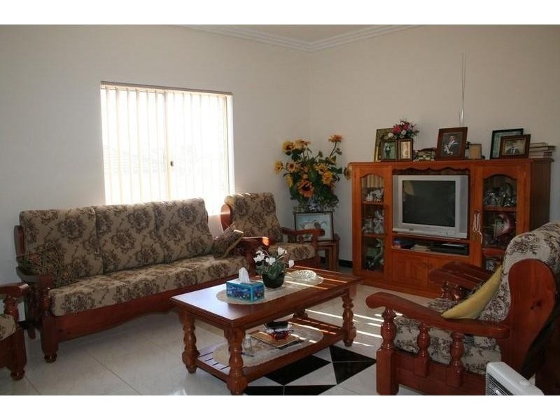 179 Carrington Ave, Hurstville NSW 2220