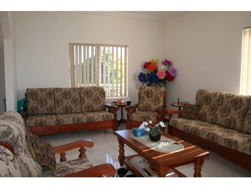 179 Carrington Ave, Hurstville NSW 2220