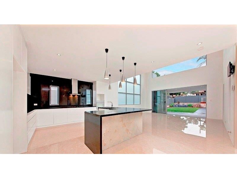 127 Bassett St, Hurstville NSW 2220