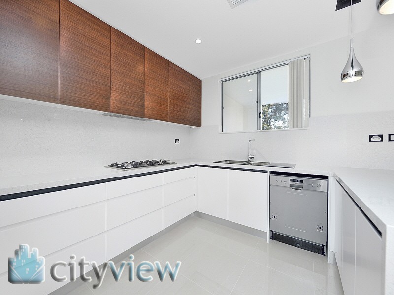 15 MacPherson St, Hurstville NSW 2220