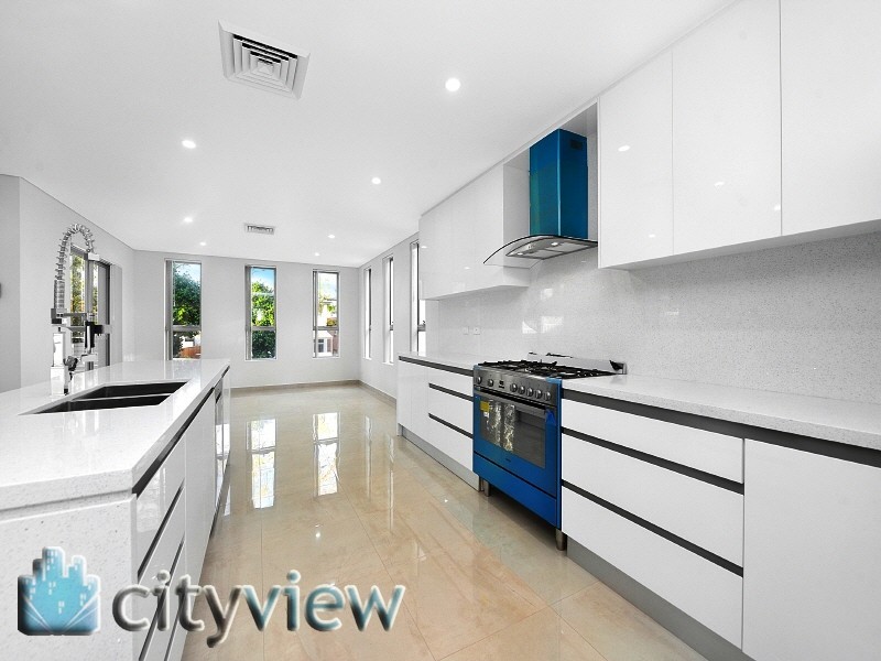 16 Emily Street, Hurstville NSW 2220