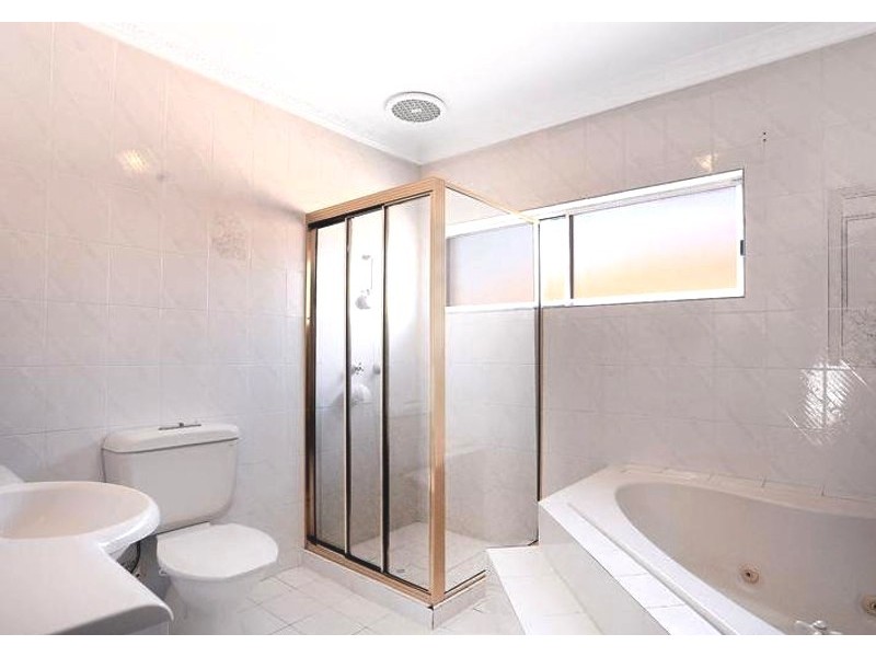 5 Louis Terrace, Hurstville NSW 2220