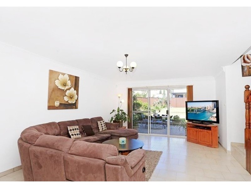 5 Louis Terrace, Hurstville NSW 2220