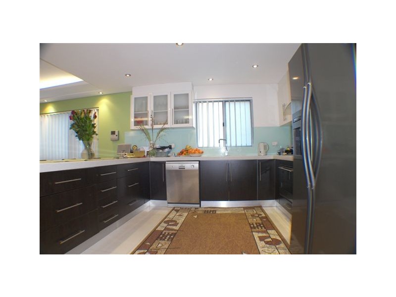 2 GLENFARNE ST, Bexley NSW 2207