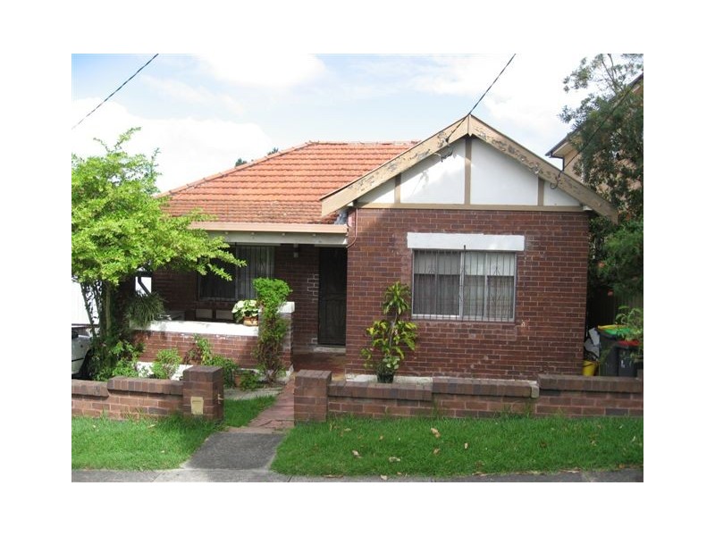 43 KIMBERLY RD, Hurstville NSW 2220