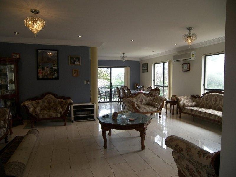 239 CARRINGTON AVE, Hurstville NSW 2220