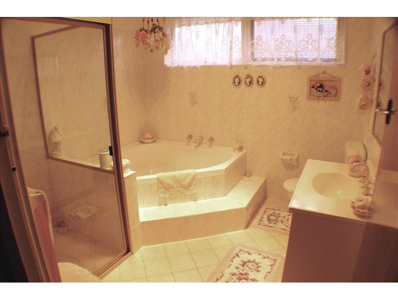 252 Stoney Creek, Kingsgrove NSW 2208