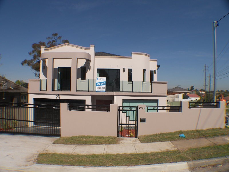 259 Dora St, Hurstville NSW 2220