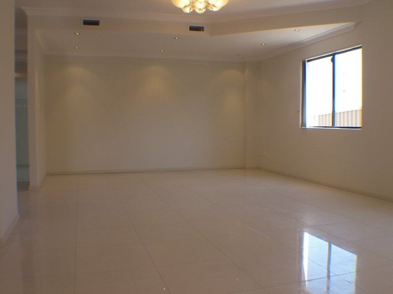 259 Dora St, Hurstville NSW 2220