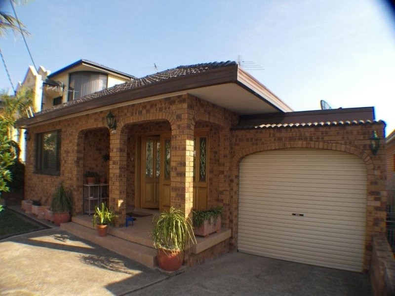 43 Weston rd, Hurstville NSW 2220