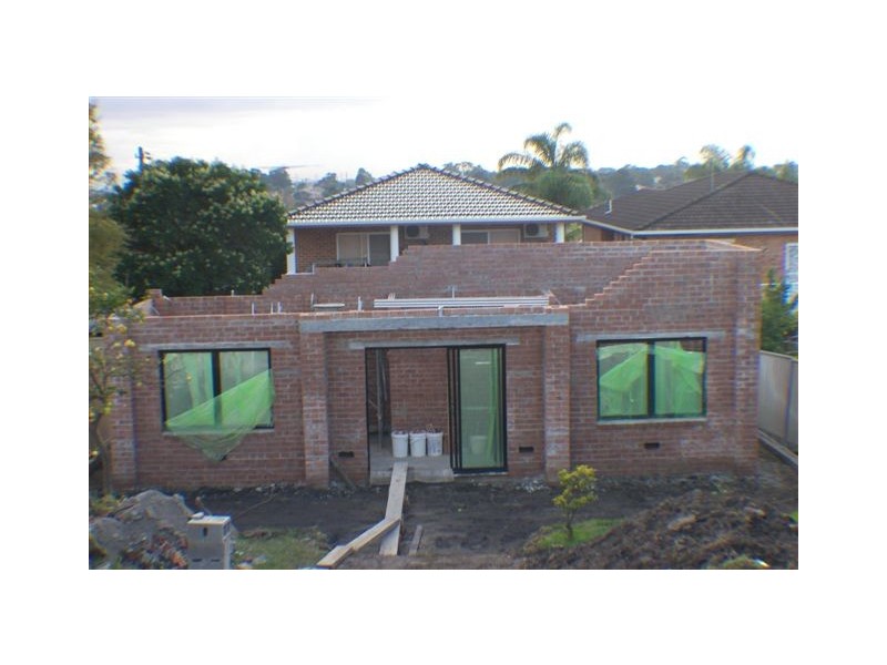 6 Weston Rd, Hurstville NSW 2220