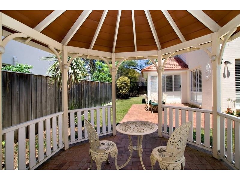 Caleyi Way, Belrose NSW 2085