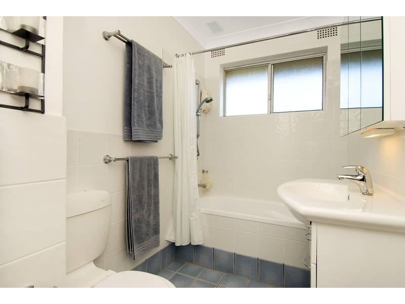 Mowbray Raod, Willoughby NSW 2068