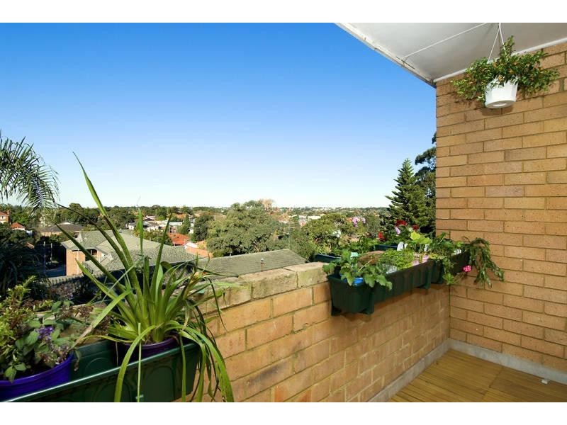 Mowbray Raod, Willoughby NSW 2068