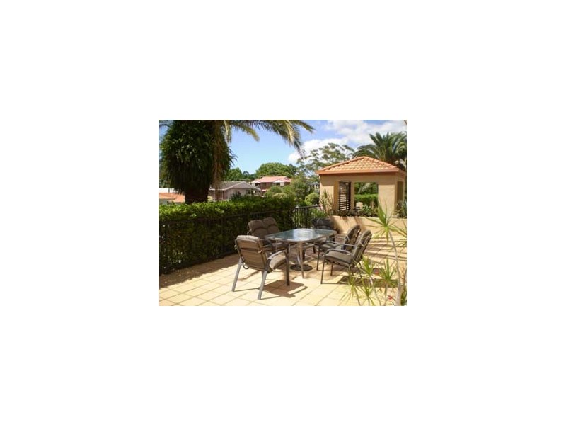 16 Waverley, Southport QLD 4215