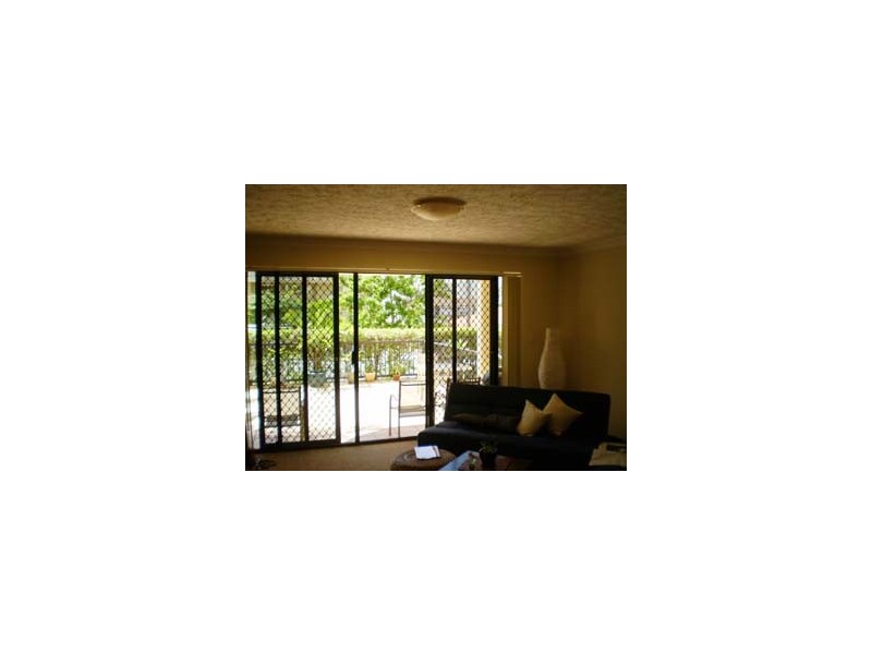 16 Waverley, Southport QLD 4215