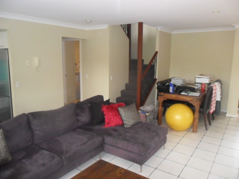 1/267 Ashmore Road, Benowa QLD 4217