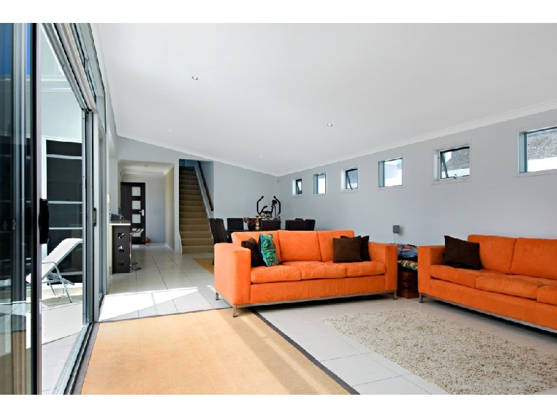 2 Komodo Court, Kawana Island QLD 4575