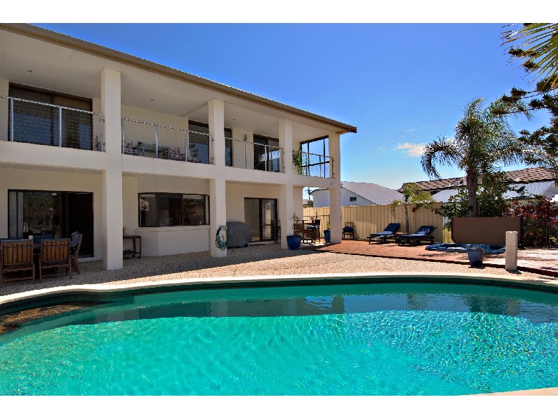 14 Adaluma Avenue, Buddina QLD 4575