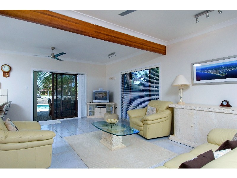 14 Adaluma Avenue, Buddina QLD 4575