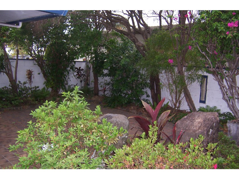 27 Elanora Avenue, Mooloolaba QLD 4557