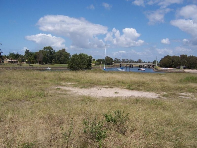 11 Mooloolah Island, Minyama QLD 4575