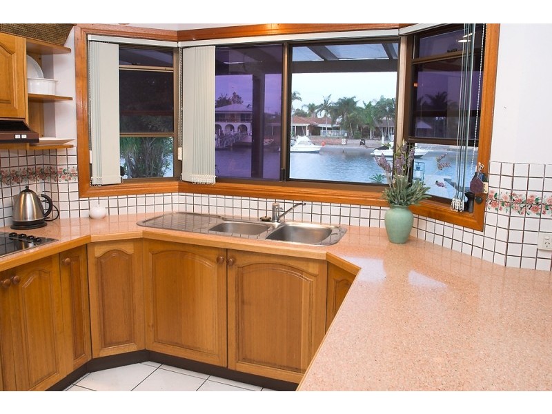 32 Coomaroo Crescent, Minyama QLD 4575