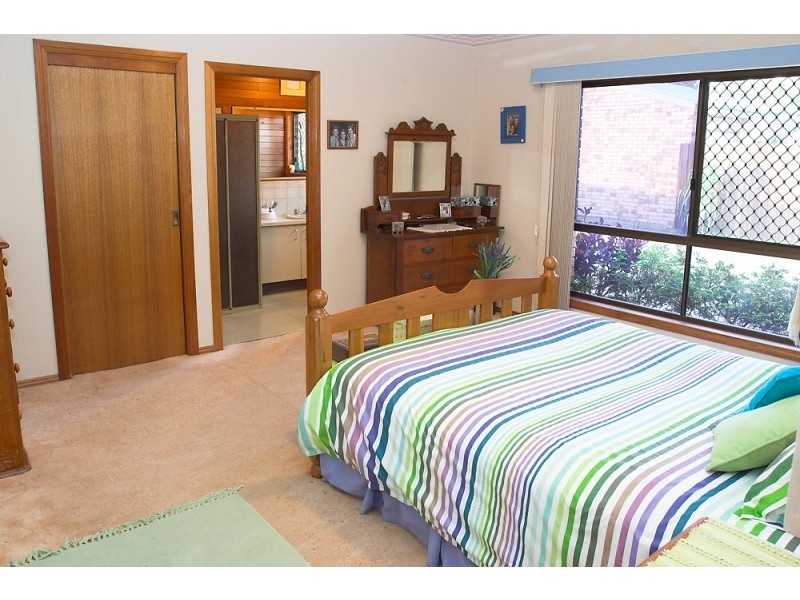 32 Coomaroo Crescent, Minyama QLD 4575