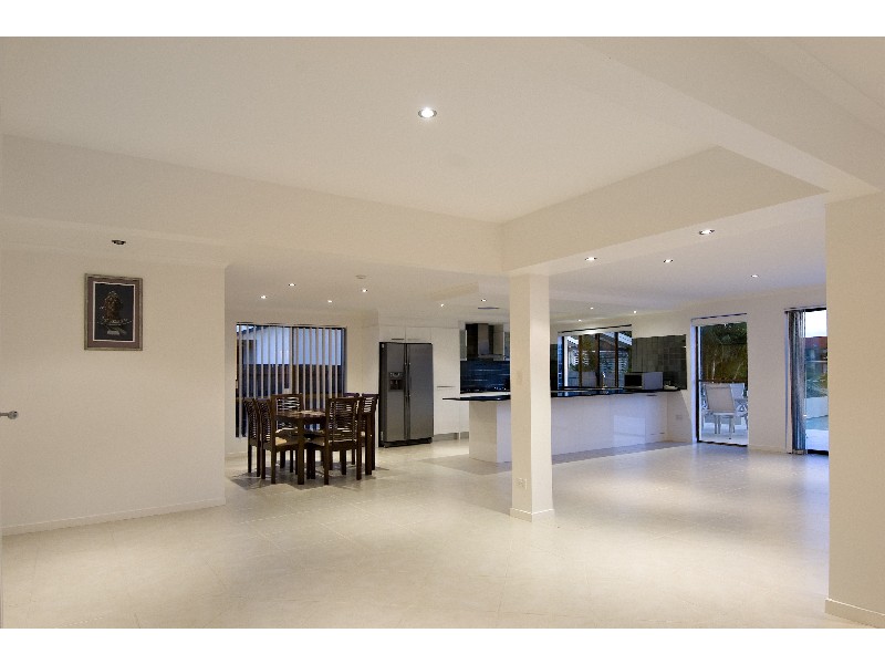 55 Moondarra Crescent, Mooloolaba QLD 4557