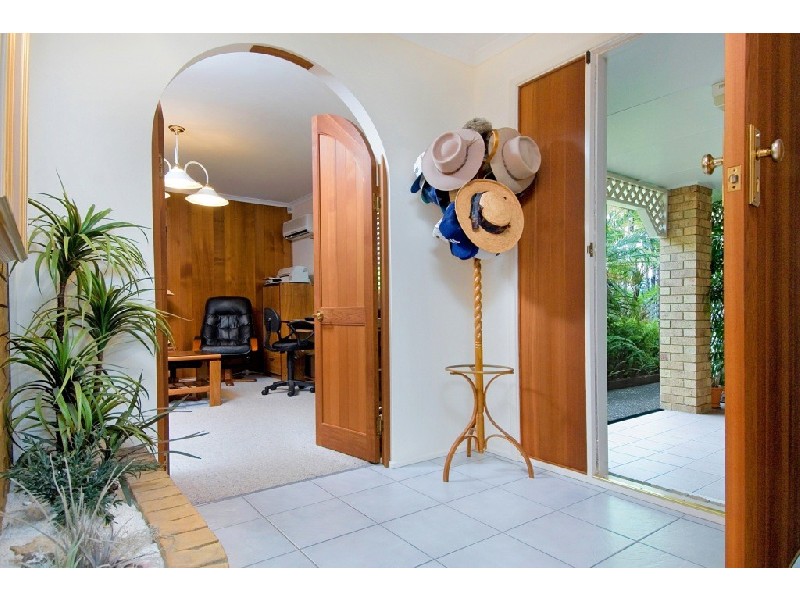 34 Carrothool Place, Mooloolaba QLD 4557