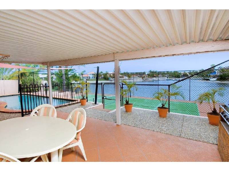 34 Carrothool Place, Mooloolaba QLD 4557