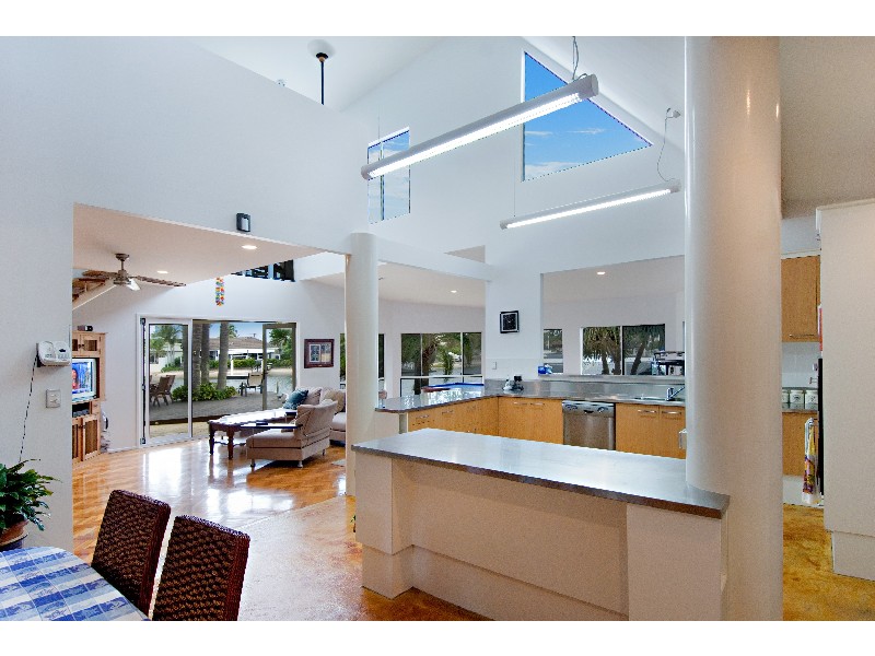 6  Awinya Court, Minyama QLD 4575