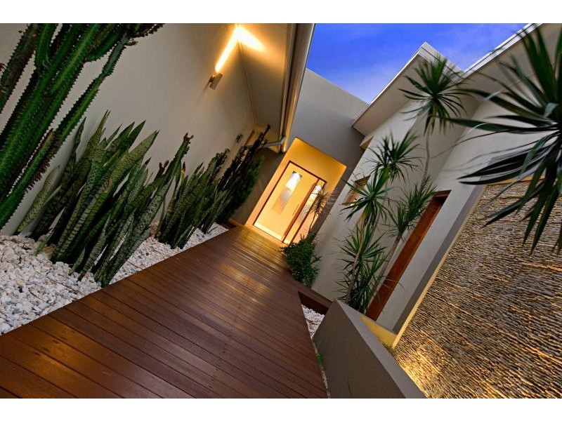 8 Beltana Crescent, Buddina QLD 4575