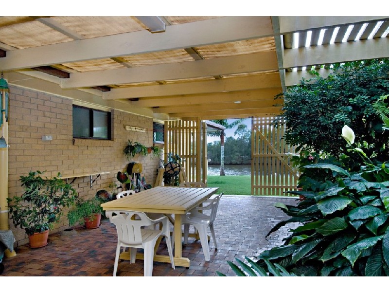17 Rakumba Place ‘Hideaway Waters’, Mooloolaba QLD 4557